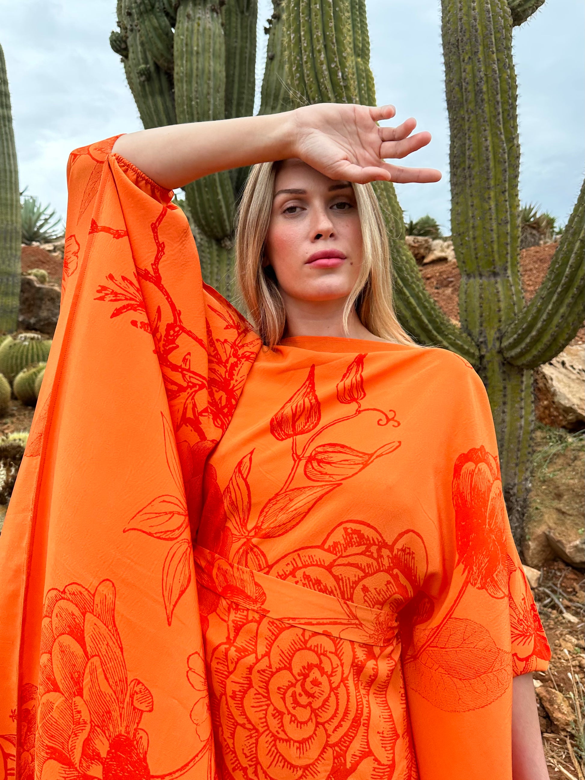 FLOWER EXPLOSION EVENING DRESS - ORANGE/RED