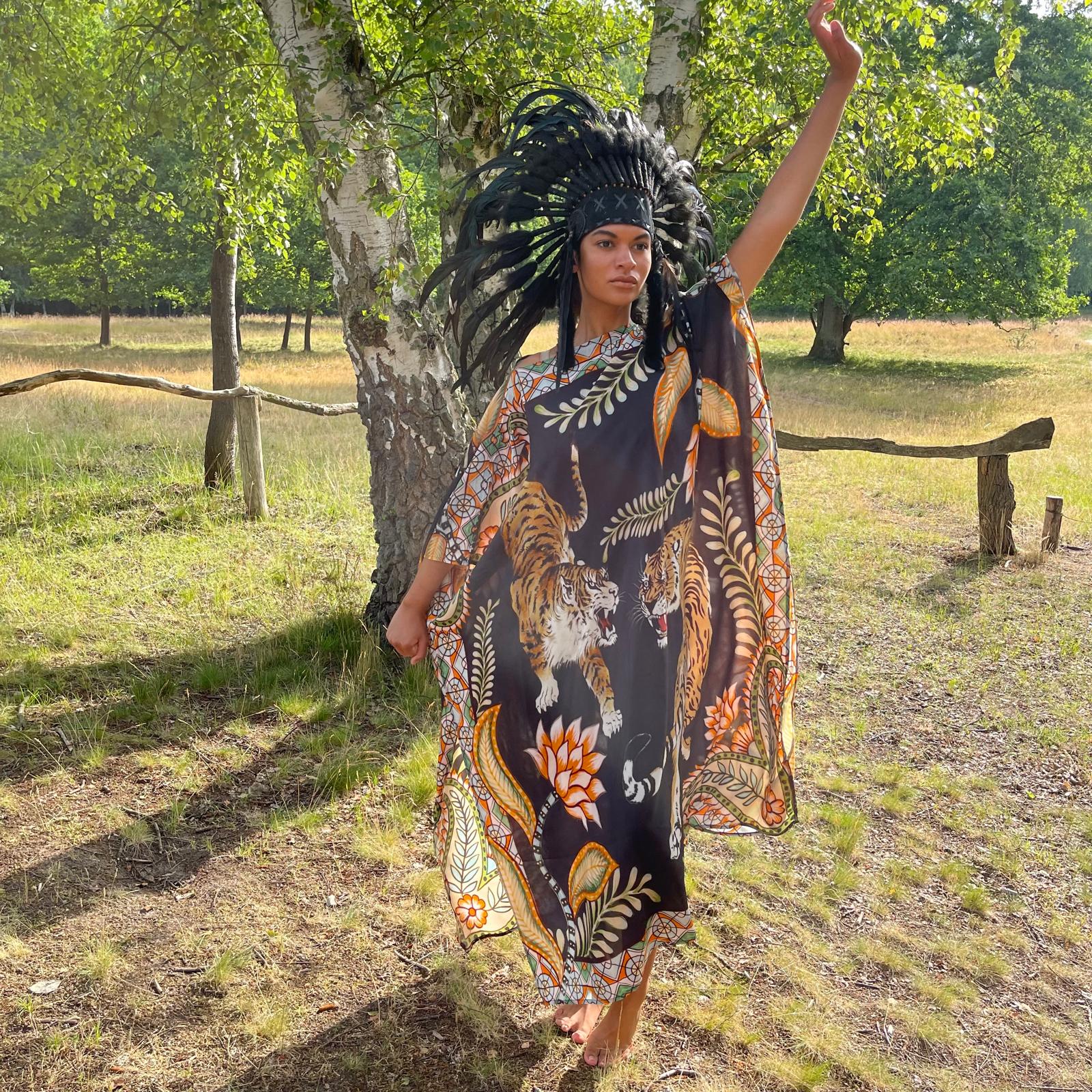 TIGER & JUNGLE SILK TUNIC - BLACK