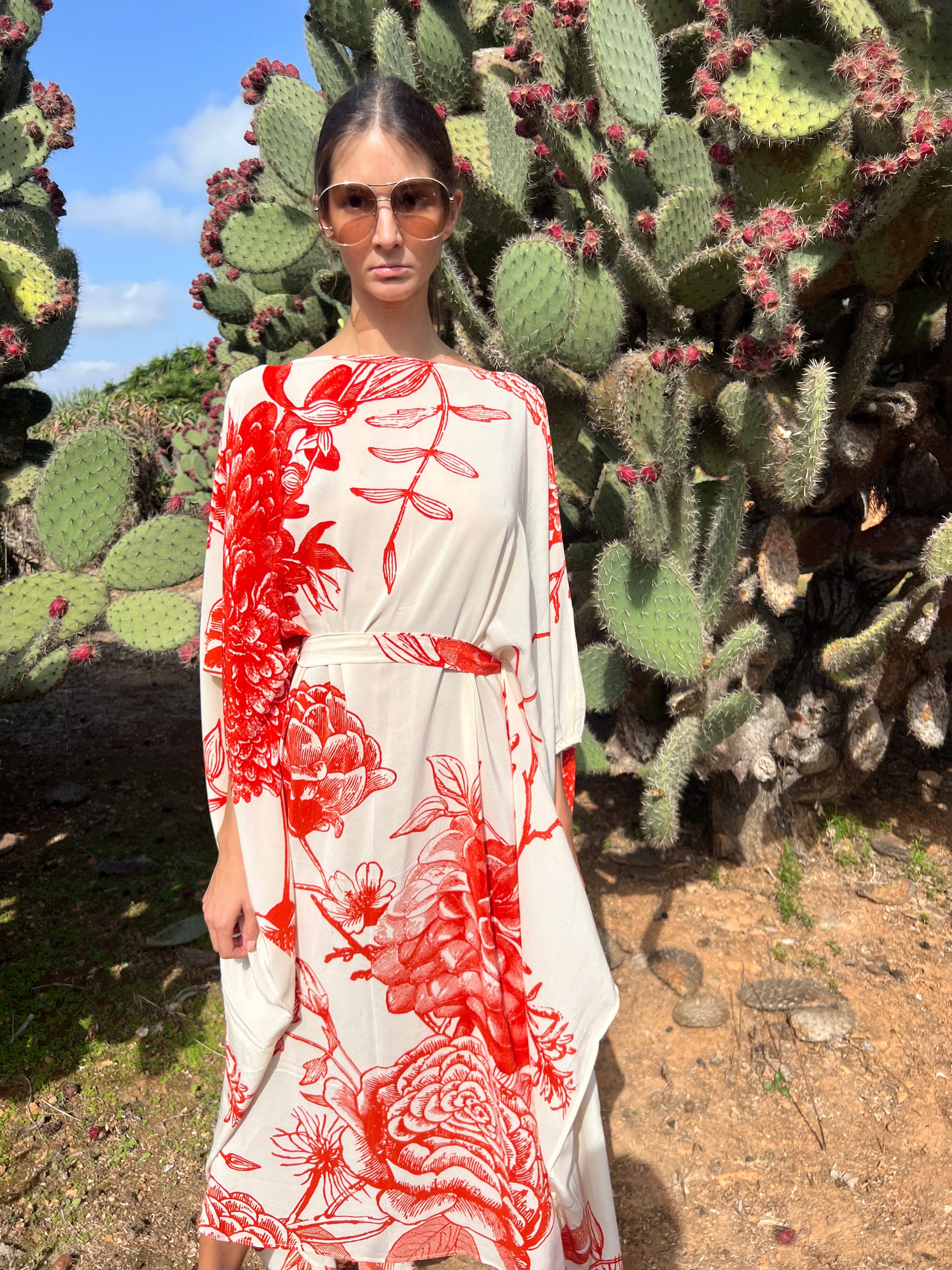 FLOWER EXPLOSION EVENING DRESS - CREME/RED