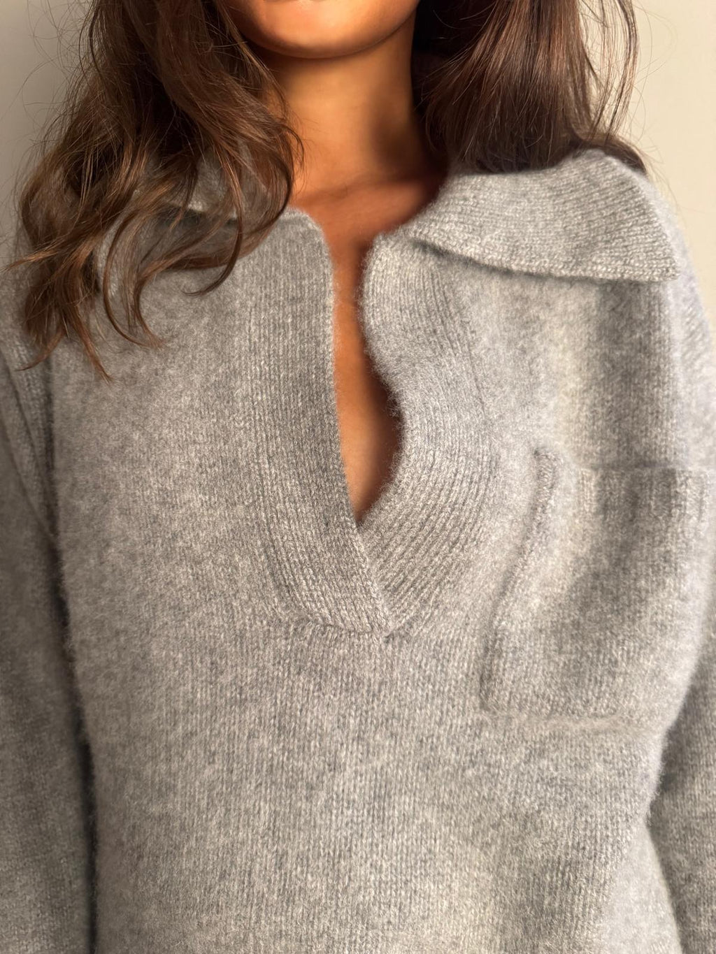 BRUSHED SASA SWEATER - GREY