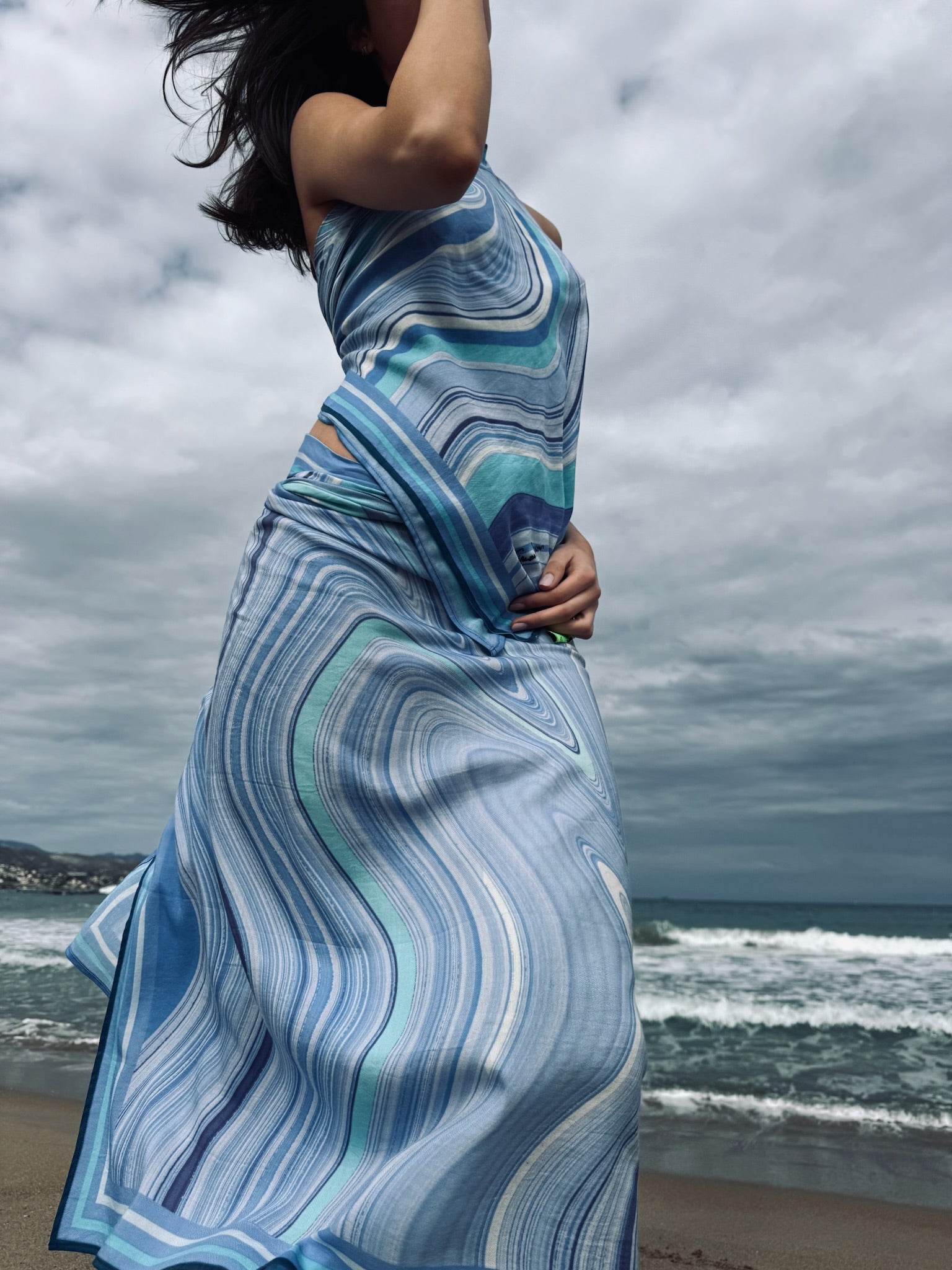 SWIRL  PAREO - BLUE