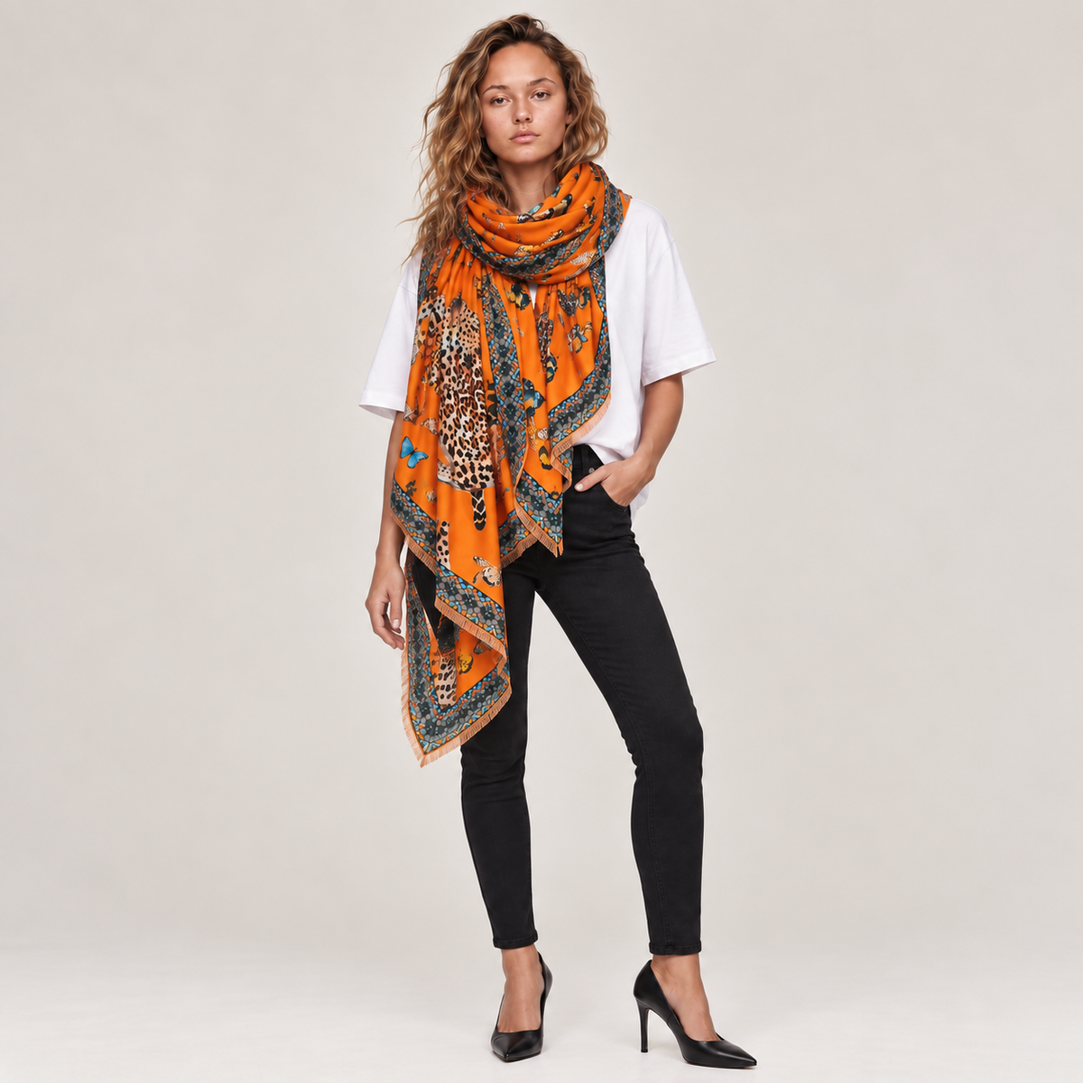 LEO & BUTTERFLY CASHMERE SCARF - JELLO