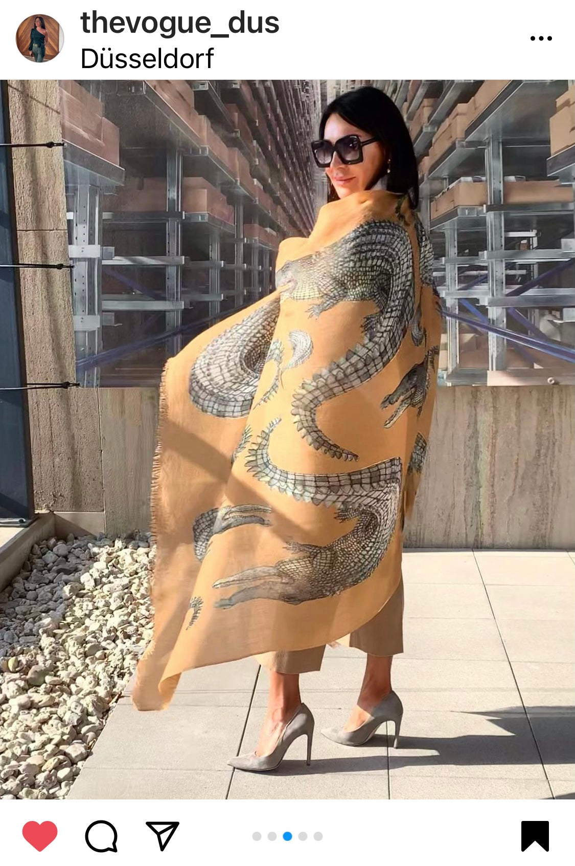 CROCODILE CASHMERE SCARF - JUTE