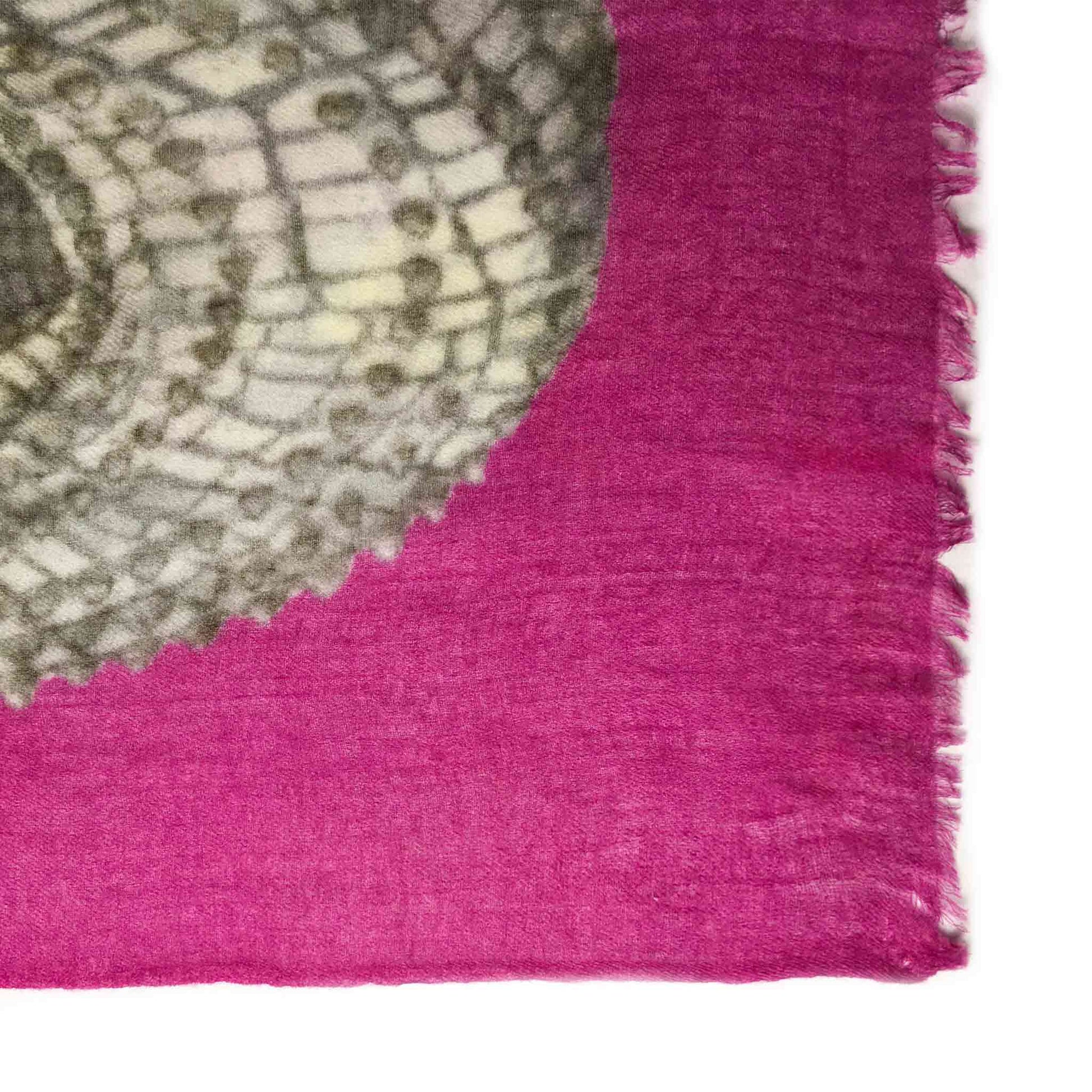 CROCODILE CASHMERE SCARF - PURPLE