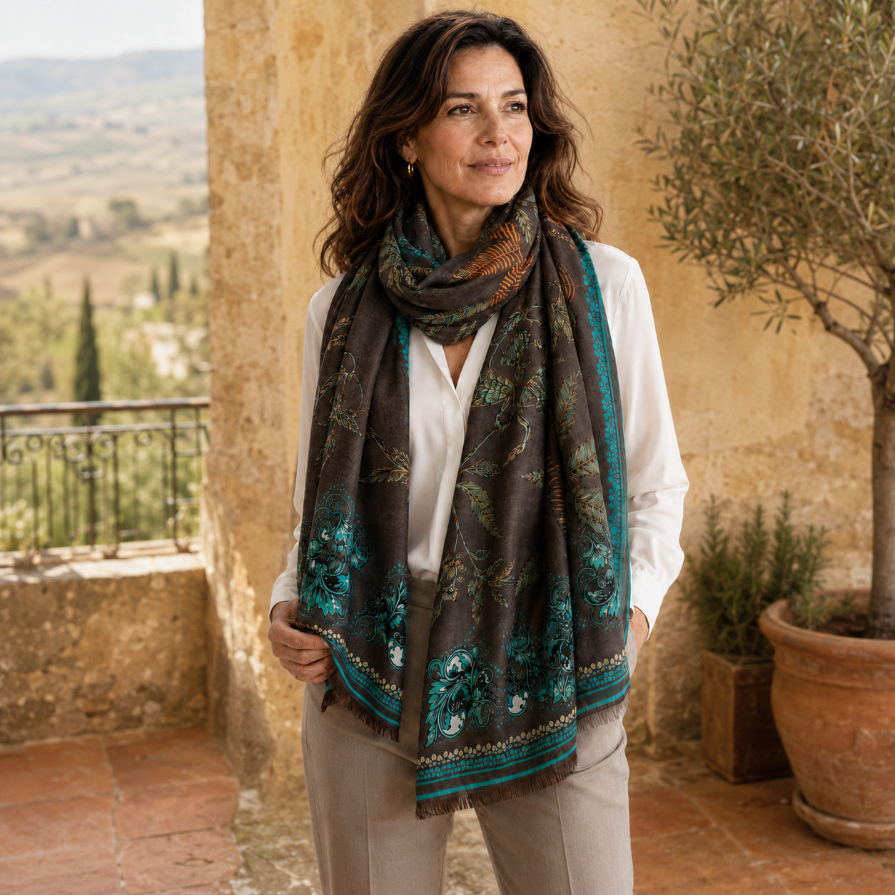 NOIRE Regular Rectangular Shawl - twine