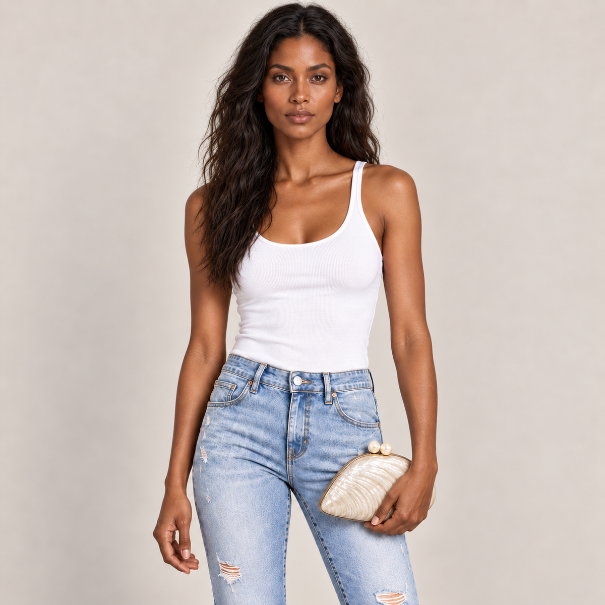 SHELL CLUTCH - CREAM