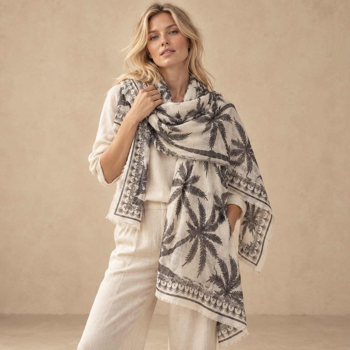 CALDERA FELTED CASHMERE SCARF - MOON