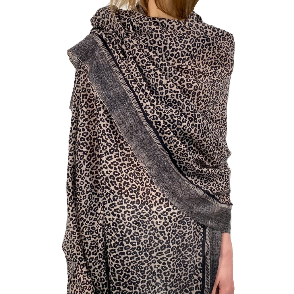 WE LOVE LEO FELTED CASHMERE SCARF