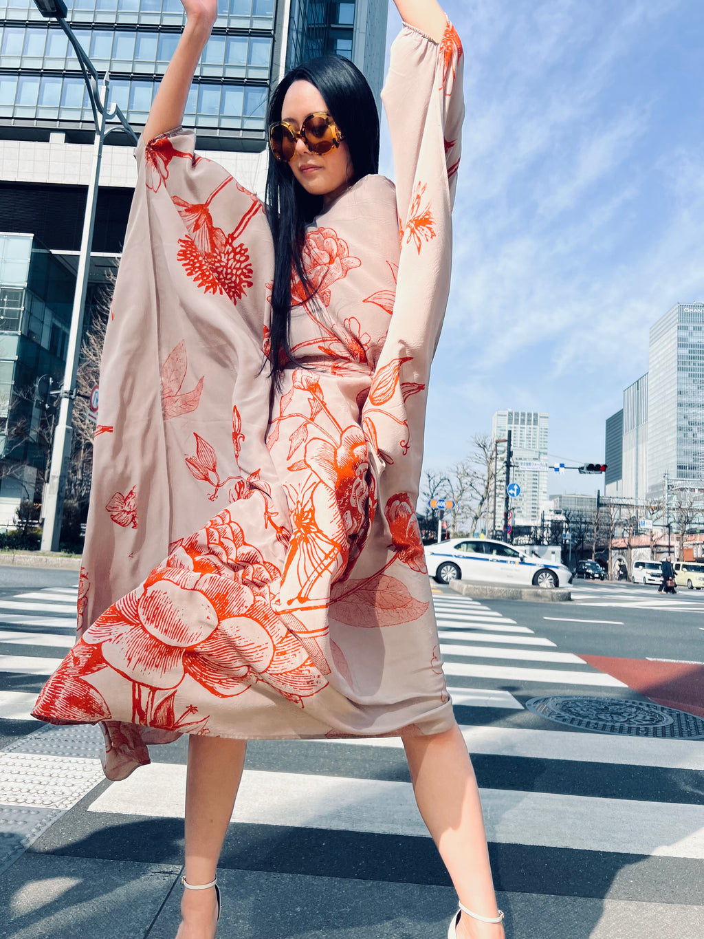 FLOWER EXPLOSION EVENING DRESS - TAUPE/ORANGE