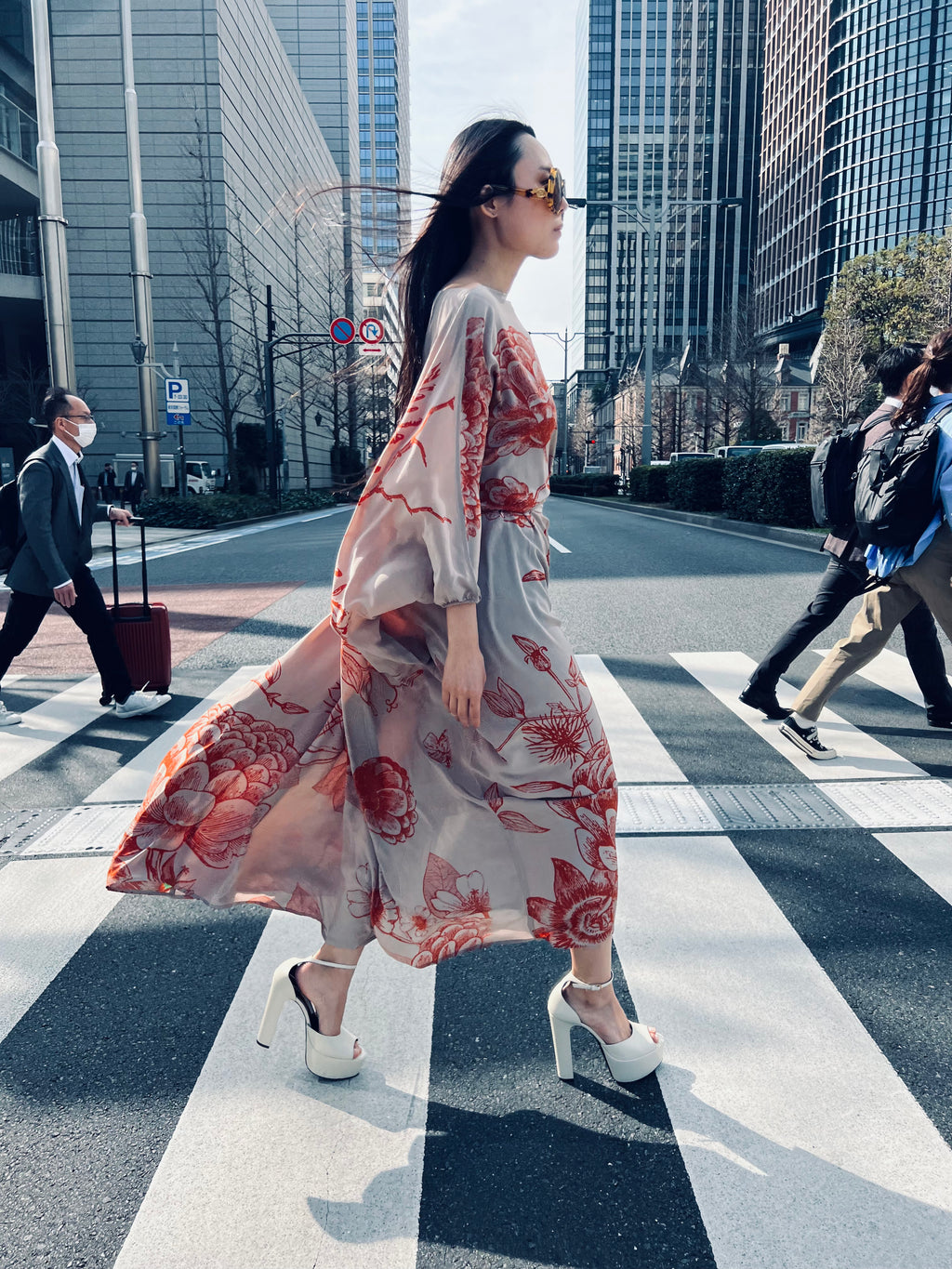 FLOWER EXPLOSION EVENING DRESS - TAUPE/ORANGE