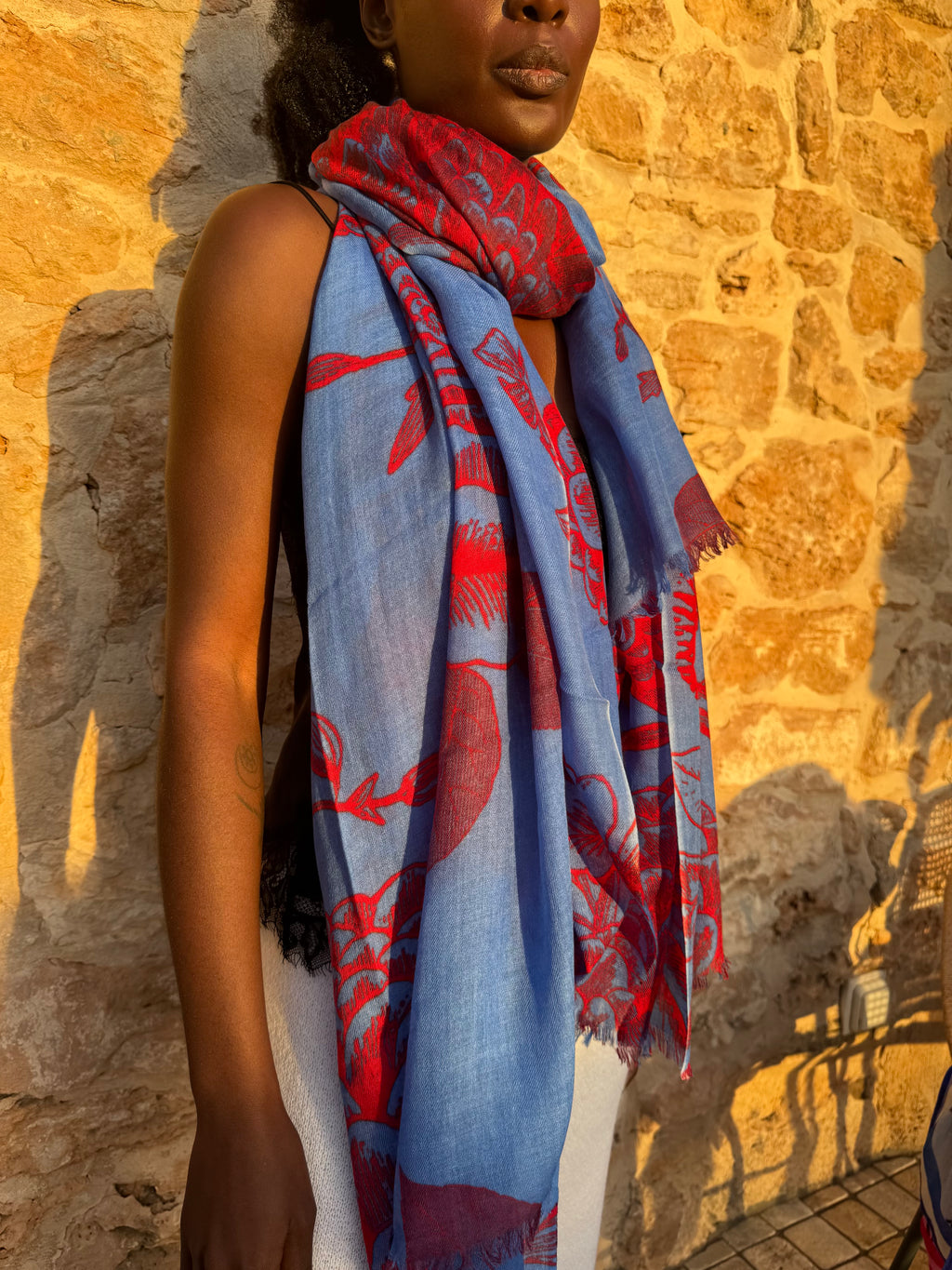 FLOWER EXPLOSION CASHMERE SCARF - azure/red