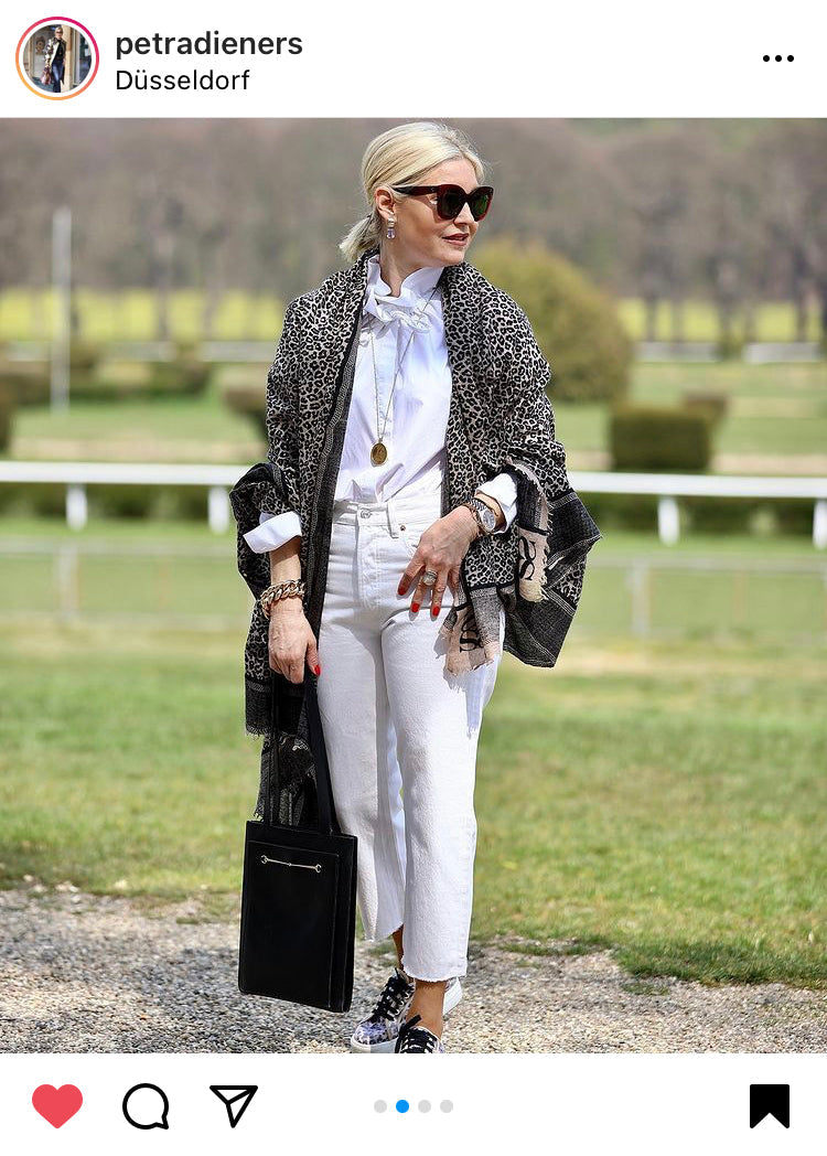 WE LOVE LEO FELTED CASHMERE SCARF