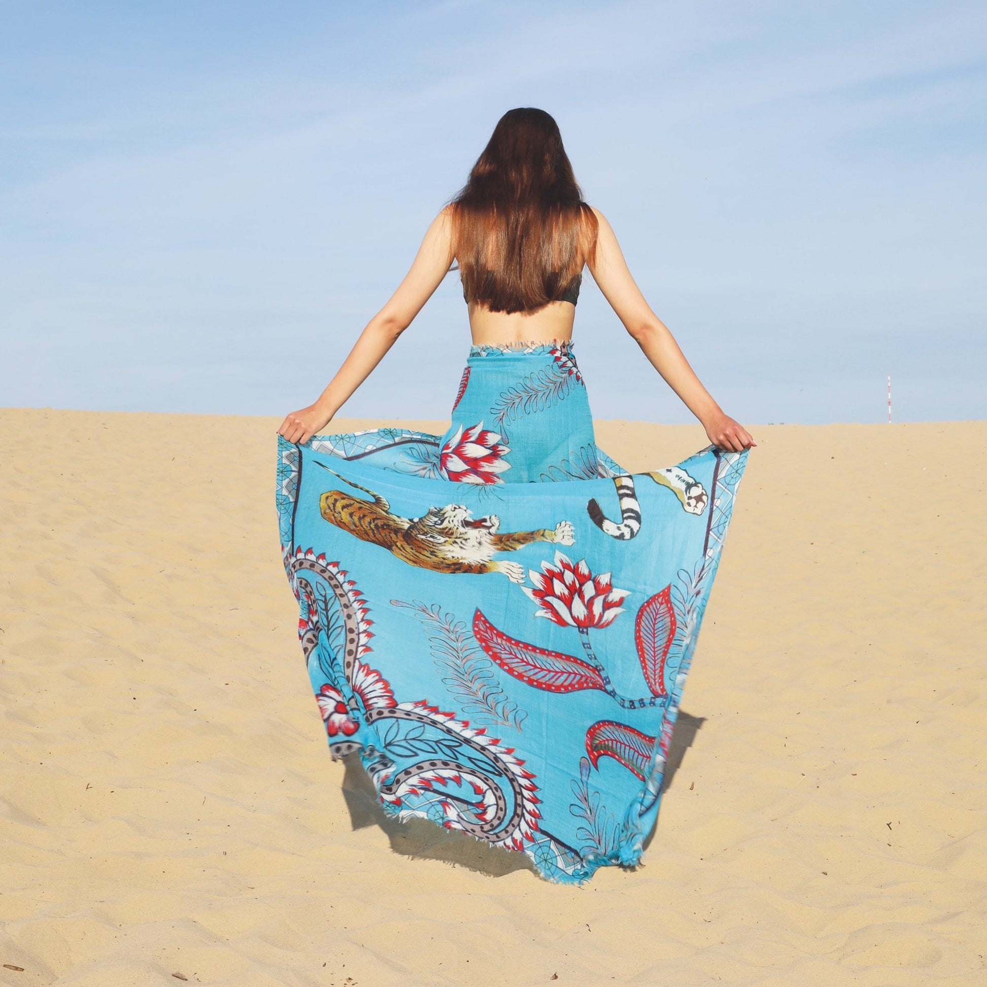 TIGER & JUNGLE CASHMERE SCARF LARGE