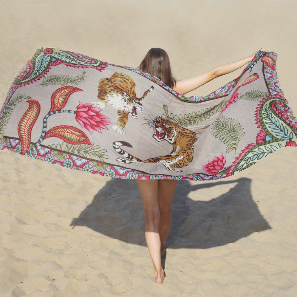 TIGER & JUNGLE CASHMERE SCARF LARGE