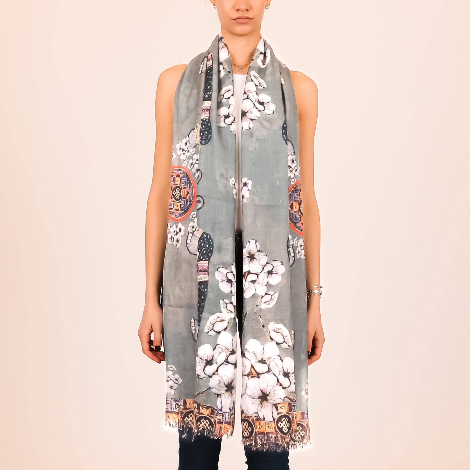 ELEPHANT CEREMONY CASHMERE SCRAF