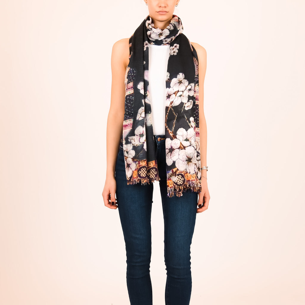 ELEPHANT CEREMONY CASHMERE SCRAF