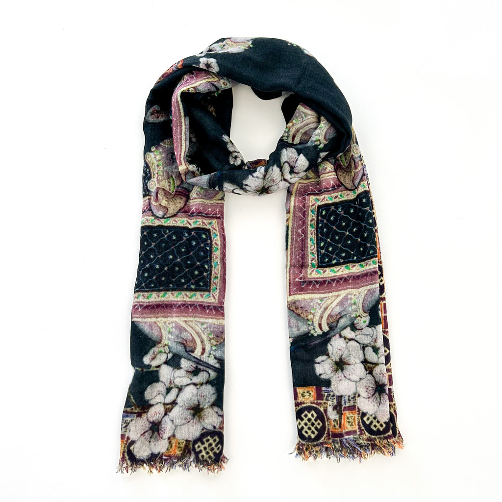 ELEPHANT CEREMONY CASHMERE SCRAF